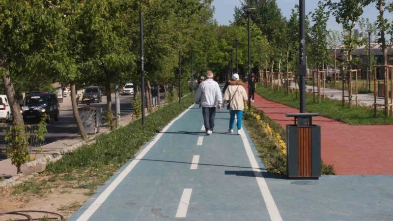 KIRKLARELİ MİLLET BAHÇESİ VATANDAŞLARA HUZUR VERİYOR