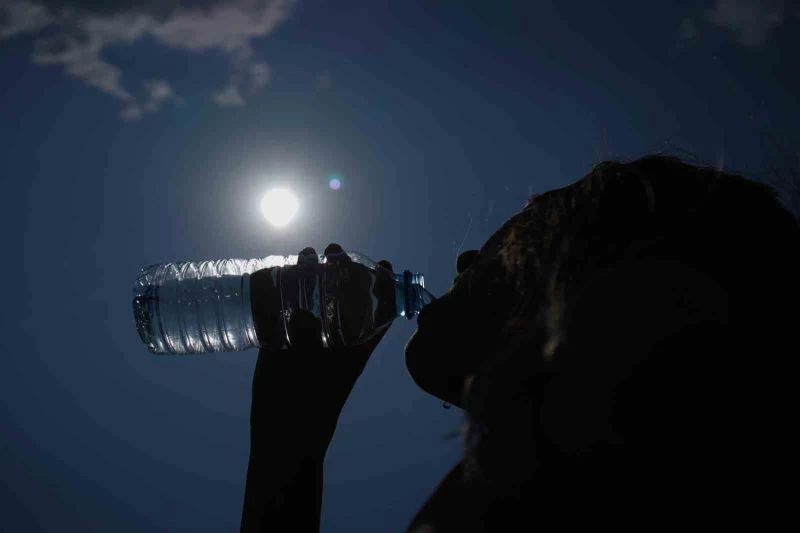 KAVRULMAYA HAZIR OLUN: UZMANLARDAN KORKUTAN SICAKLIK UYARISI 