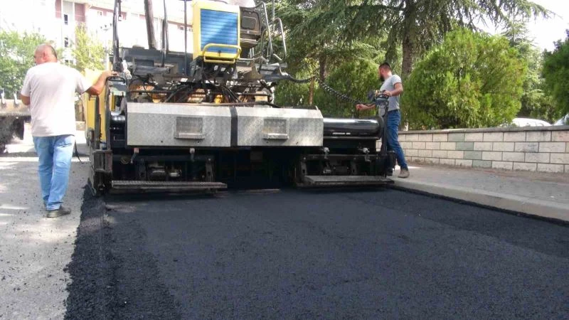 ASFALT İŞÇİLERİNİN 