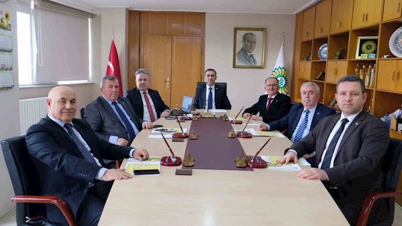 TRAKYA BİRLİK AÇIKLADI: AYÇİÇEĞİNDE TON BAŞINA 15 BİN LİRADAN ALIM YAPILACAK