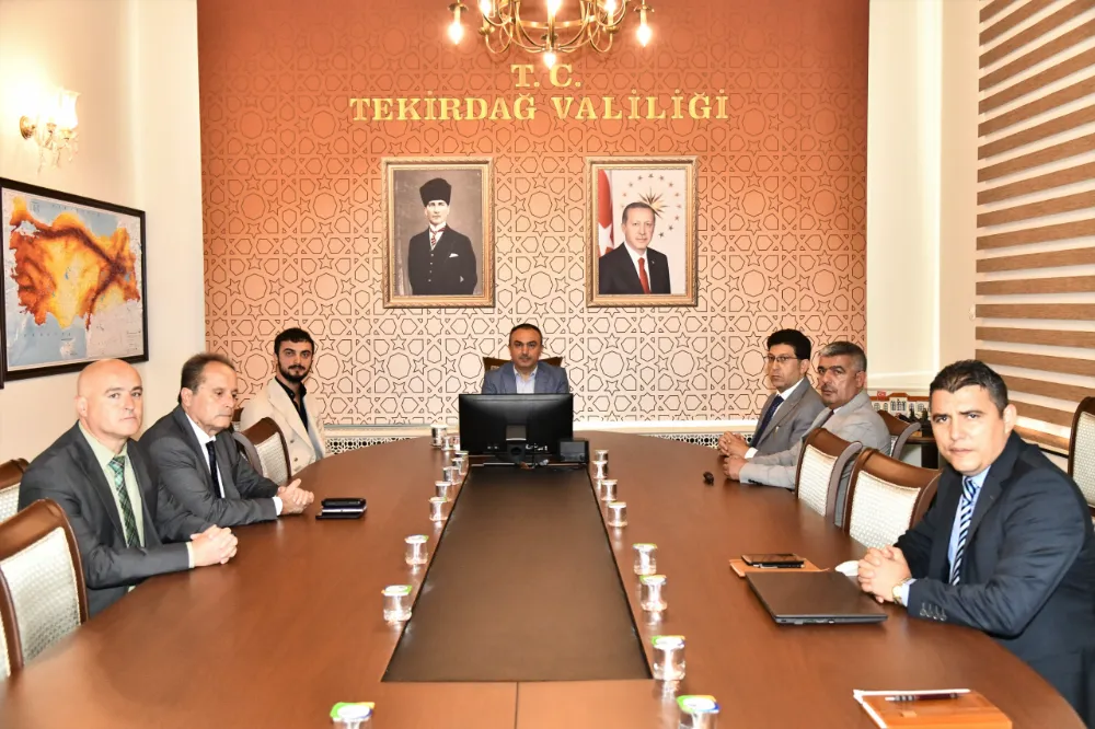 VALİ SOYTÜRK’TEN EĞİTİM TOPLANTISI