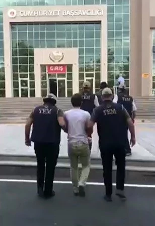 FETÖ OPERASYONUNDA ESKİ EMNİYET MÜDÜRÜ VE ZABIT KATİBİ TUTUKLANDI