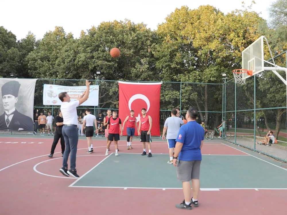 STREETBAL TURNUVASI ÖDÜLLERİ VERİLDİ