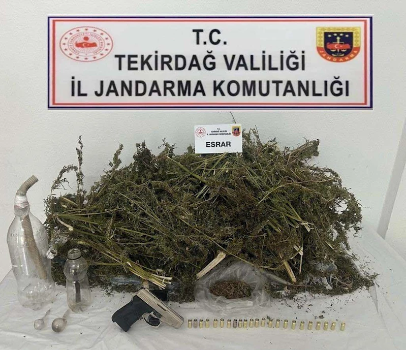 TEKİRDAĞ’DA 3 KİLO UYUŞTURUCU ELE GEÇİRİLDİ