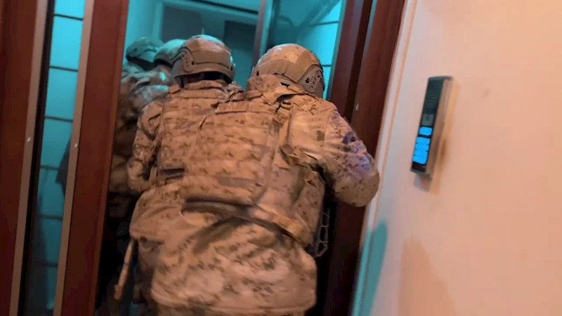 JANDARMADAN ŞAFAK OPERASYONU: 9 KİŞİ YAKALANDI