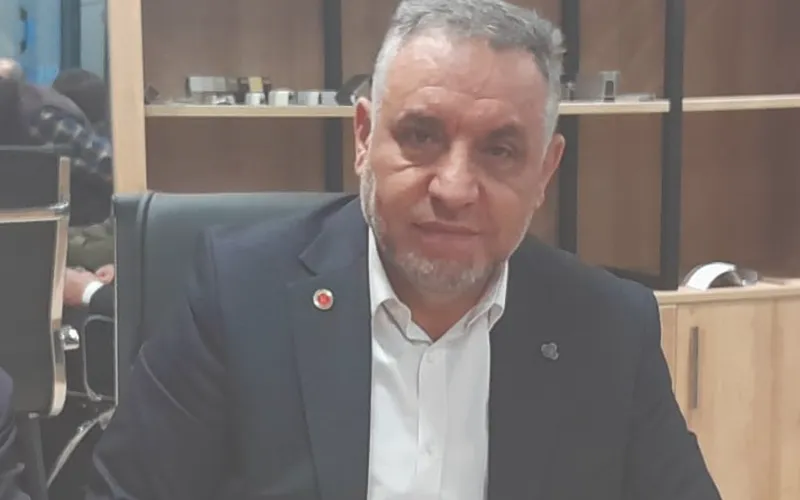 VELİKÖYLÜ SANAYİCİ YOLLARDAN ŞİKAYETÇİ…