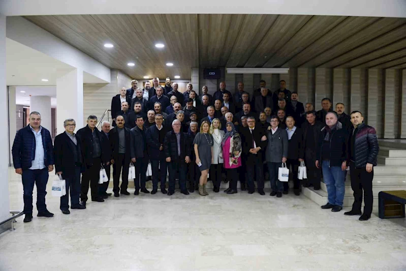 BAŞKAN UZUNLAR MUHTARLARIN TALEPLERİNİ DİNLEDİ