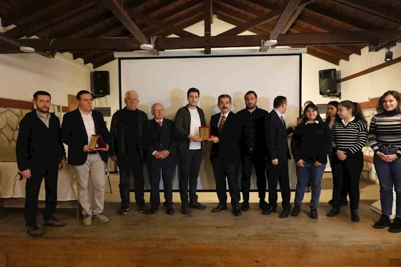 İHA MUHABİRİNE BİRİNCİLİK ÖDÜLÜ