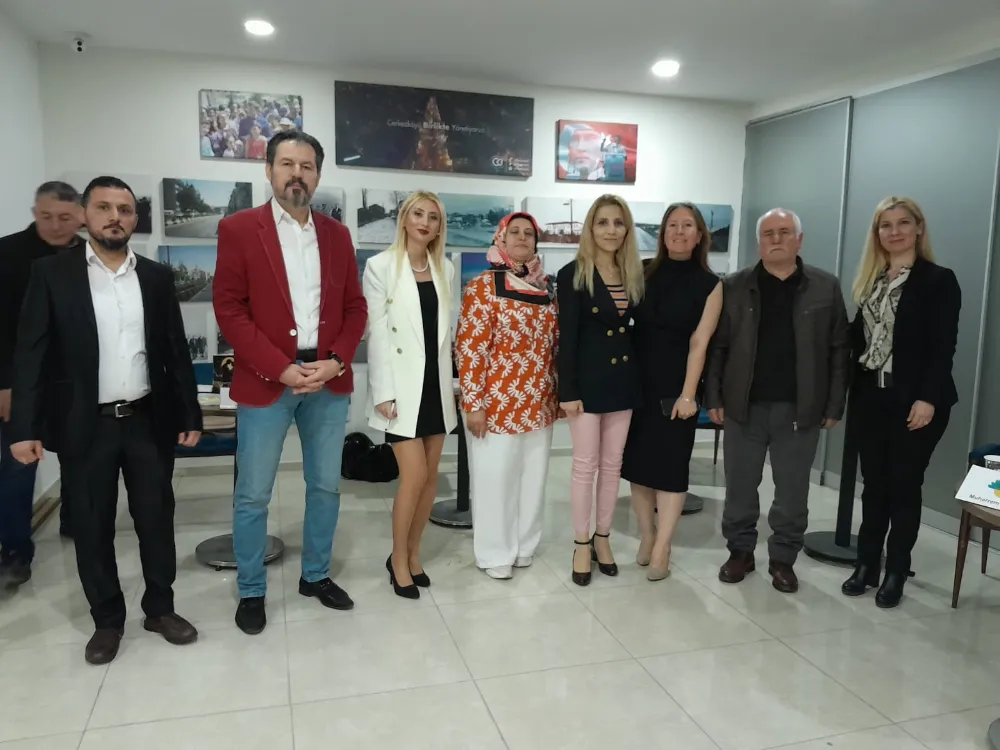 ÇERKEZKÖYLÜ YAZARLAR BULUŞMASI