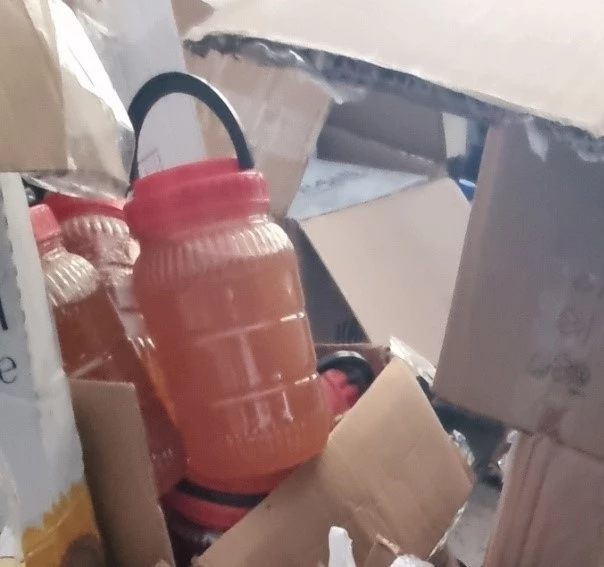 ALTIN DEĞİL BU SEFER BAL VE PEKMEZ GÜMRÜĞE TAKILDI