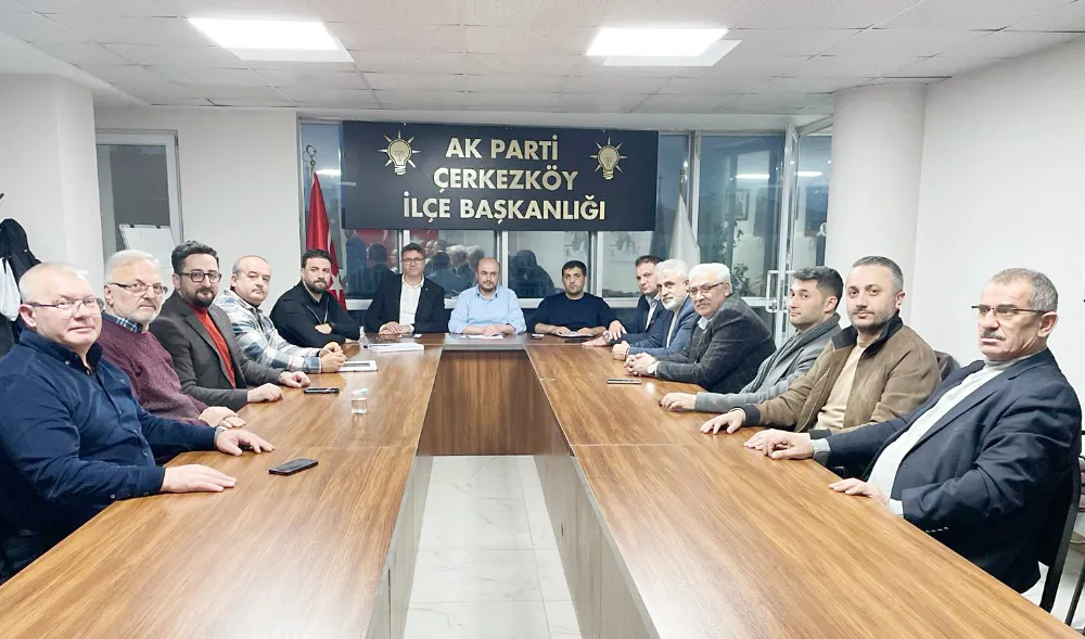 ALİ ERTEM’DEN ABDULLAH ÖĞE’YE VAHAP AKAY TAVSİYESİ: YIPRANMIŞ BAŞKAN!