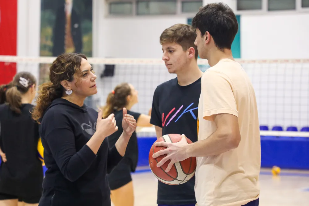 CHP TEKİRDAĞ BÜYÜKŞEHİR BELEDİYE BAŞKAN ADAYI DR. YÜCEER SPORCULARLA BULUŞTU