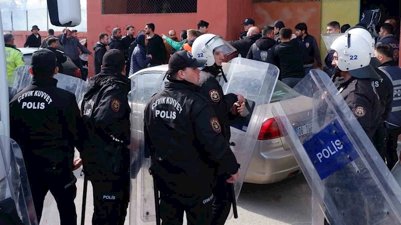 POLİSE ZORLUK ÇIKARAN TARAFTARA GÖZALTI