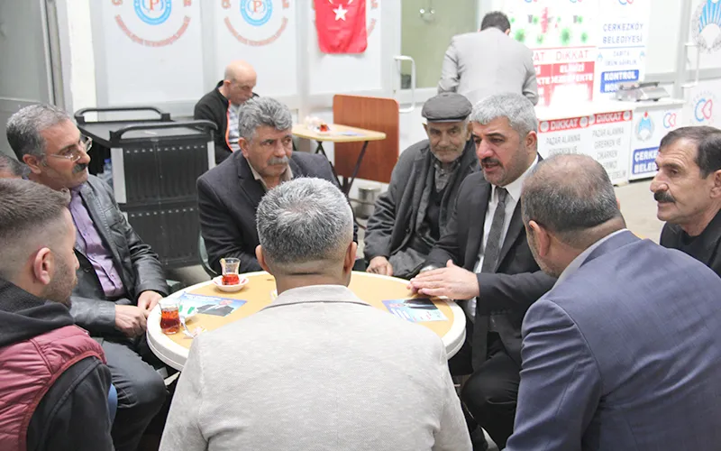 BAĞIMSIZ ADAY AHMET YILDIZ HALK PAZARINDA ESNAF ZİYARETİ YAPTI