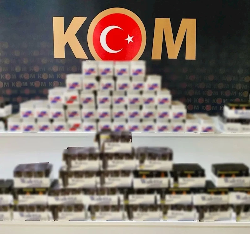 POLİSTEN 6 ADRESE KAÇAKÇILIK OPERASYONU