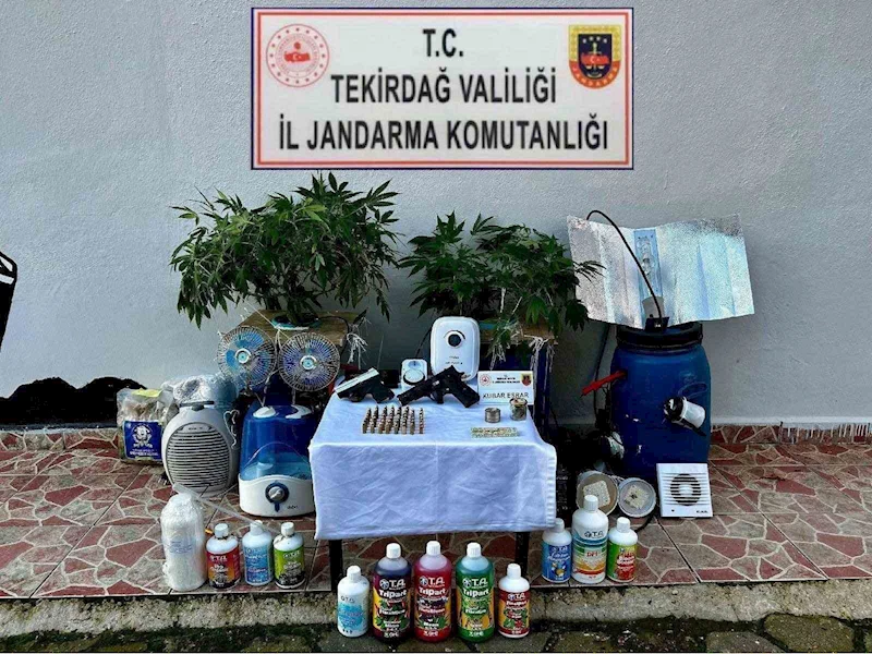 UYUŞTURUCU VE SİLAHLAR ELE GEÇİRİLDİ