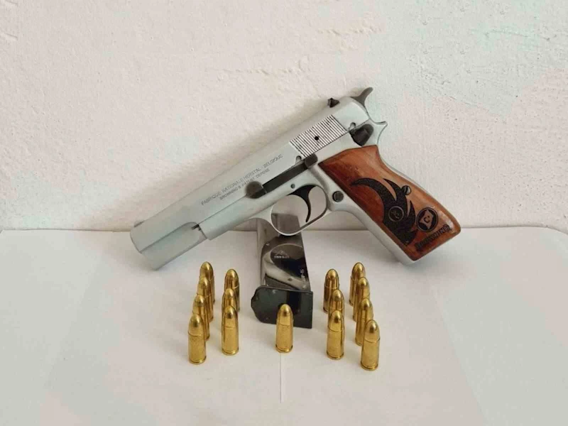 ŞÜPHELİ ŞAHISTAN SİLAH ÇIKTI