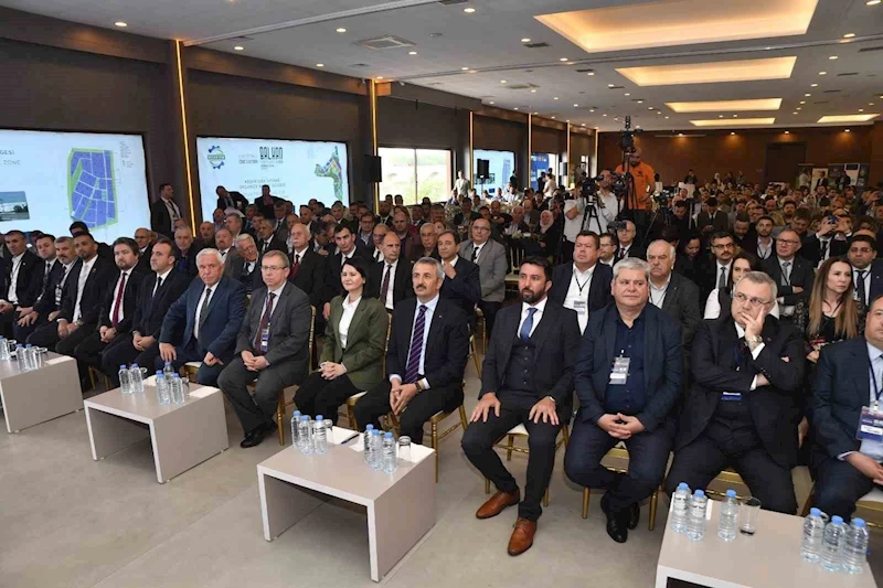 BALKANLARIN VE TİCARETİN MERKEZİ OLUYOR