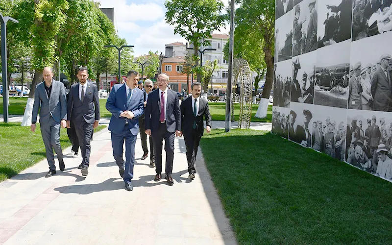 VALİ SOYTÜRK’TEN SARAY ÇIKARMASI