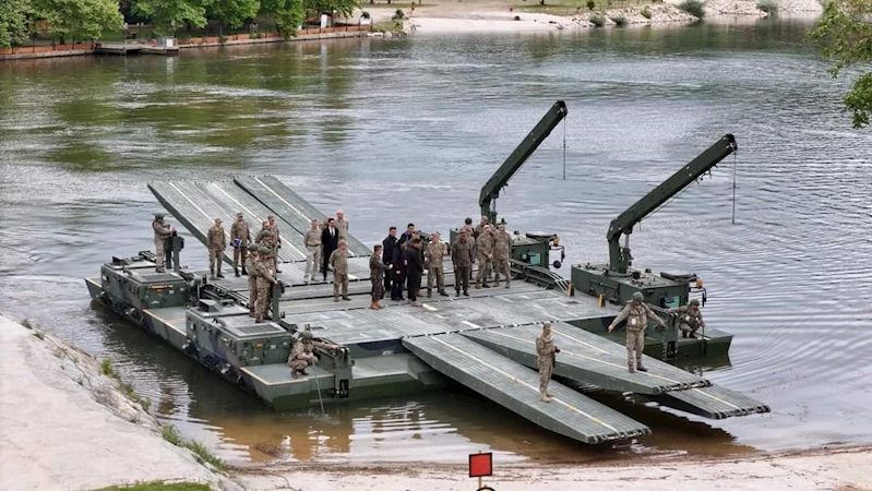 DURGUN SULARDAN GEÇİŞ EĞİTİMİ VERİLDİ