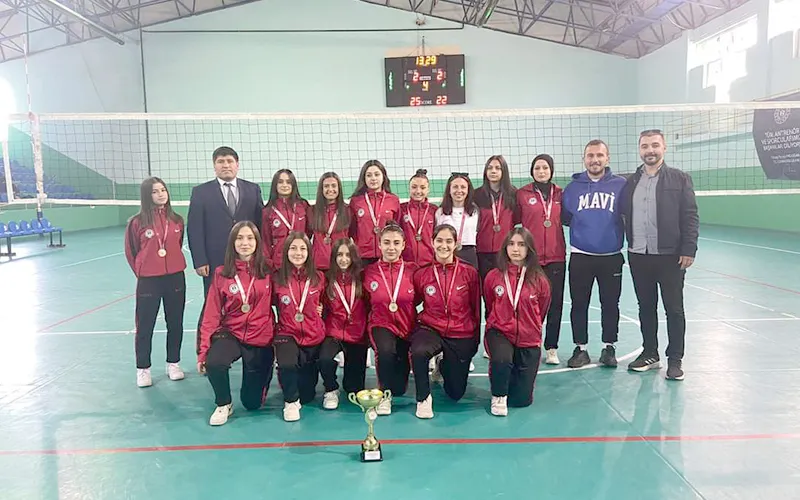 KAPAKLI’NIN ALTIN KIZLARI