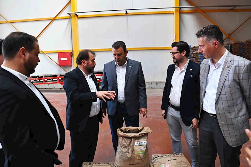 BELEDİYE EKİP, PİŞİRİP VATANDAŞIN SOFRASINA SUNACAK