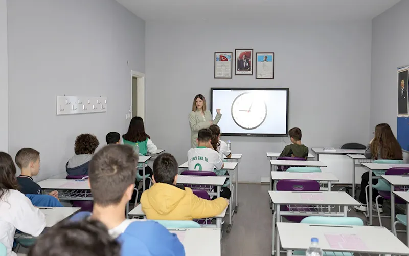 HALK AKADEMİSİ’NDEN LGS PROVASI