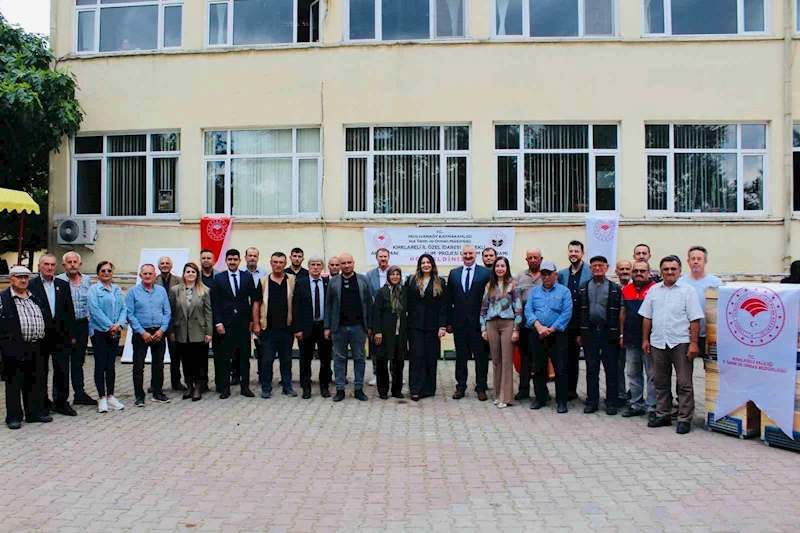 HİBE DESTEKLİ ARI KOVANI DAĞITILDI