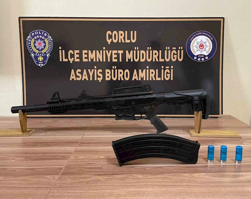 TEKİRDAĞ’DA KURŞUN YAĞMURUNA TUTULAN İŞ YERİNDE 400 BİN LİRALIK ZARAR MEYDANA GELDİ