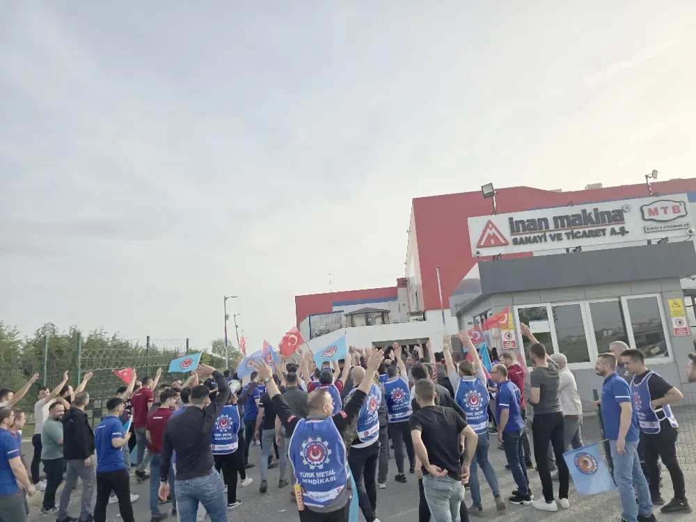 TÜRK METAL’İN İNAN MAKİNA’DAKİ EYLEMİ HALA SÜRÜYOR