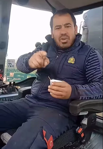 HIRSIZA EŞYALAR İÇİN PARA TEKLİF ETTİ