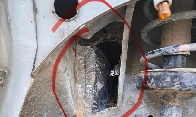 TÜRKİYE’YE SOKULMAK İSTENEN 3 KİLO 510 GRAM KOKAİN GÜMRÜK POLİSLERİNE TAKILDI