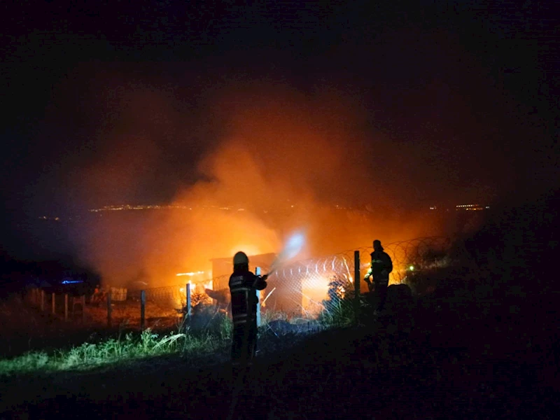 MALKARA’DA BAĞ EVİ VE 2 DÖNÜM BUĞDAY TARLASI KÜL OLDU