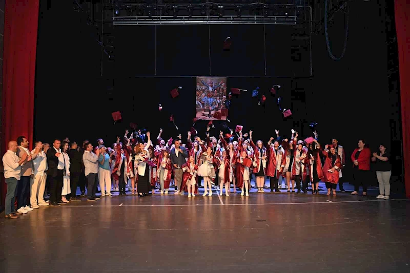 SÜLEYMANPAŞA BELEDİYE KONSERVATUVARI YILSONU GÖSTERİSİ GÖZ KAMAŞTIRDI