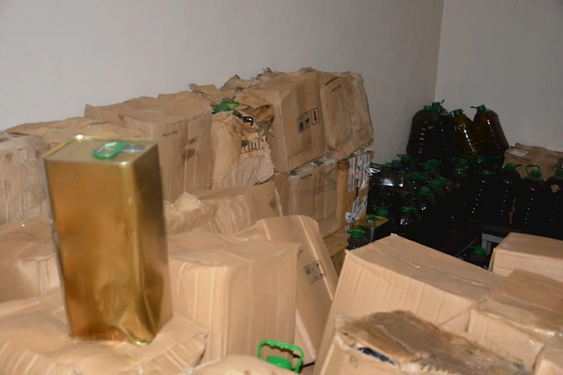 TEKİRDAĞ’DA SAHTE ZEYTİNYAĞI OPERASYONU: BİNLERCE LİTRE SAHTESİNİ ÜRETTİLER