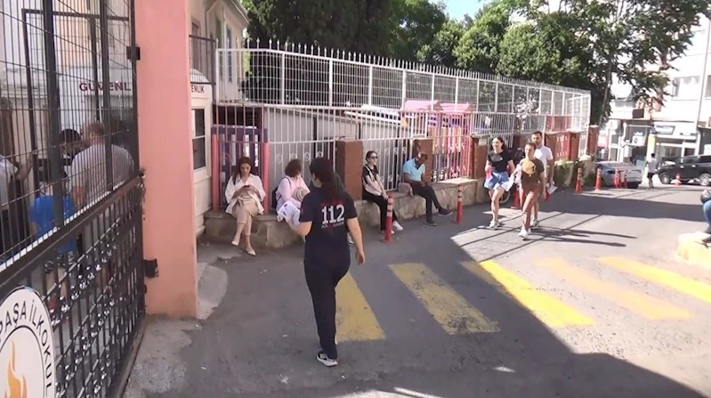 KİMİSİ KOŞARAK GELDİ, KİMİSİ GEÇ KALDI