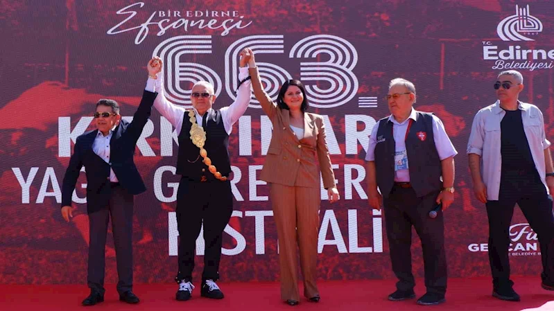 KIRKPINAR’DA GELENEKSEL ’AĞA KARŞILAMA’ TÖRENİ YAPILDI