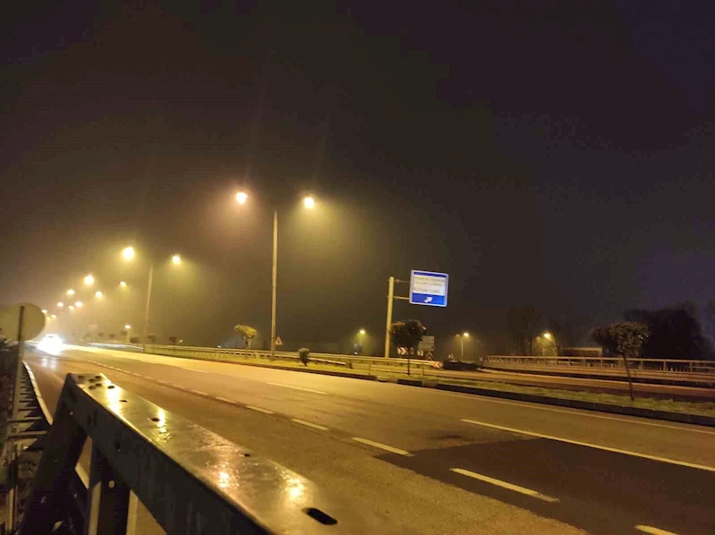 TEKİRDAĞ’DA SİS ETKİLİ OLDU