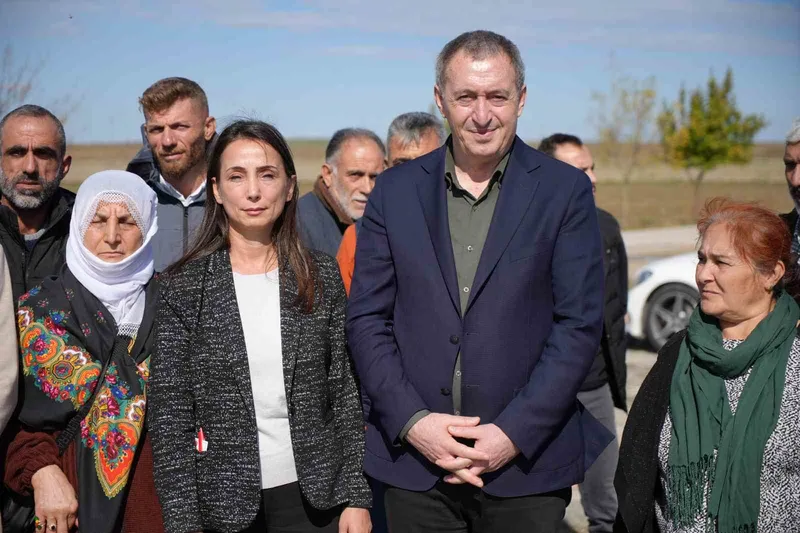 DEM HEYETİ SELAHATTİN DEMİRTAŞ’LA GÖRÜŞTÜ