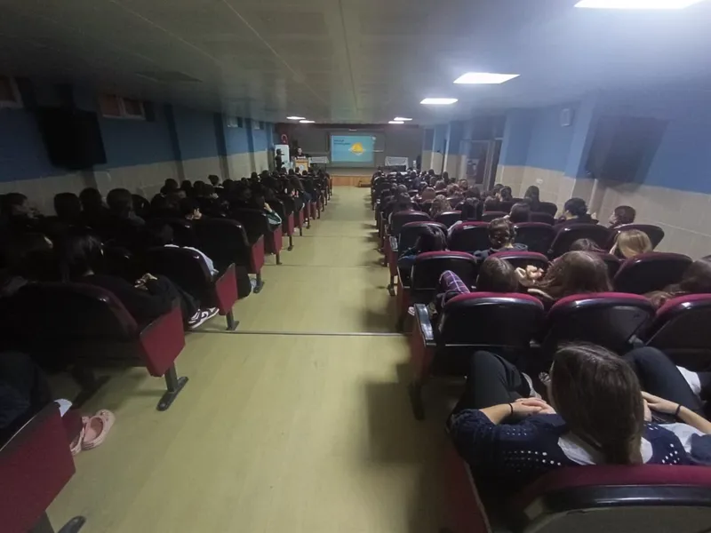 TEKİRDAĞ’DA ÖĞRENCİLERE AFET FARKINDALIK EĞİTİMİ VERİLDİ