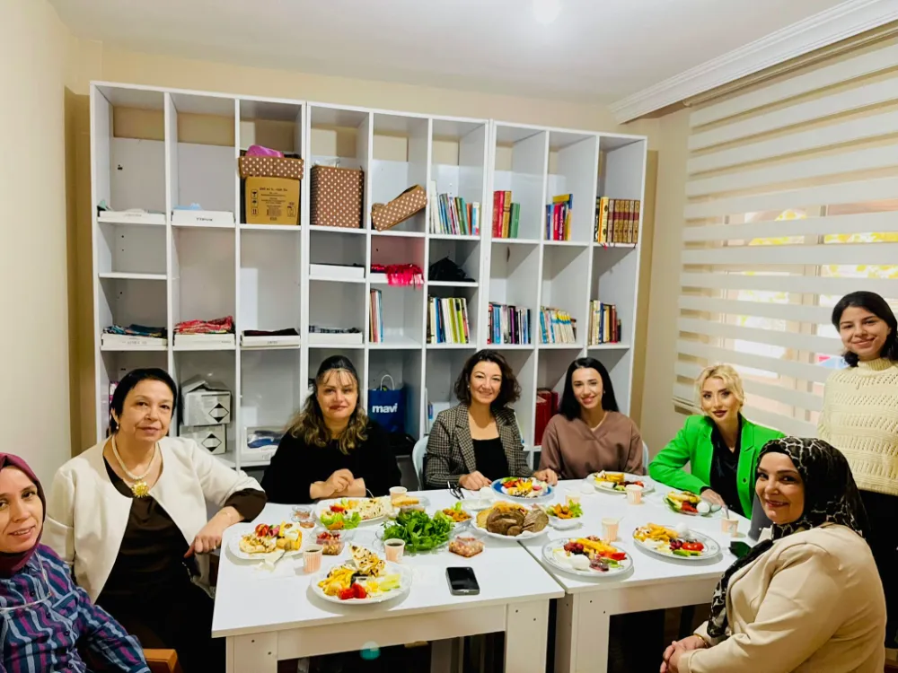 KAGEDER ÜYELERİ KAHVALTIDA BULUŞTU: KADINLAR ÜRETİYOR, EKONOMİYE KATKI SAĞLIYOR