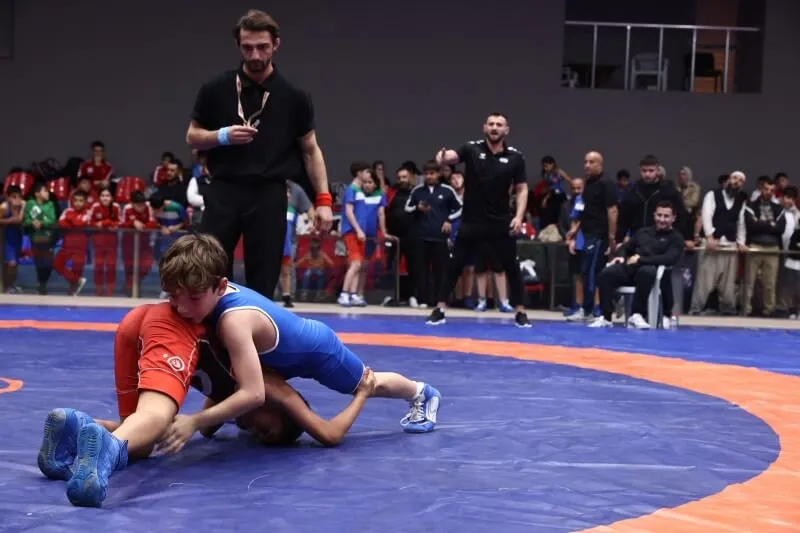 KAPAKLI TRAKYA CUMHURİYET KUPASI GÜREŞ TURNUVASINA EV SAHİPLİĞİ YAPTI