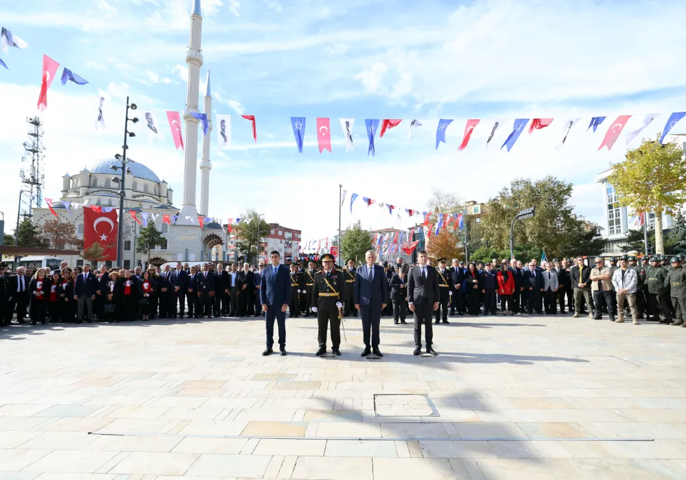 YAŞASIN CUMHURİYET