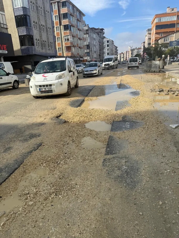 YRP İLÇE BAŞKANI OKAY’DAN BELEDİYELERE ÇAĞRI: ÇERKEZKÖY HALKI HİZMET BEKLİYOR, İLGİSİZLİK DEĞİL!
