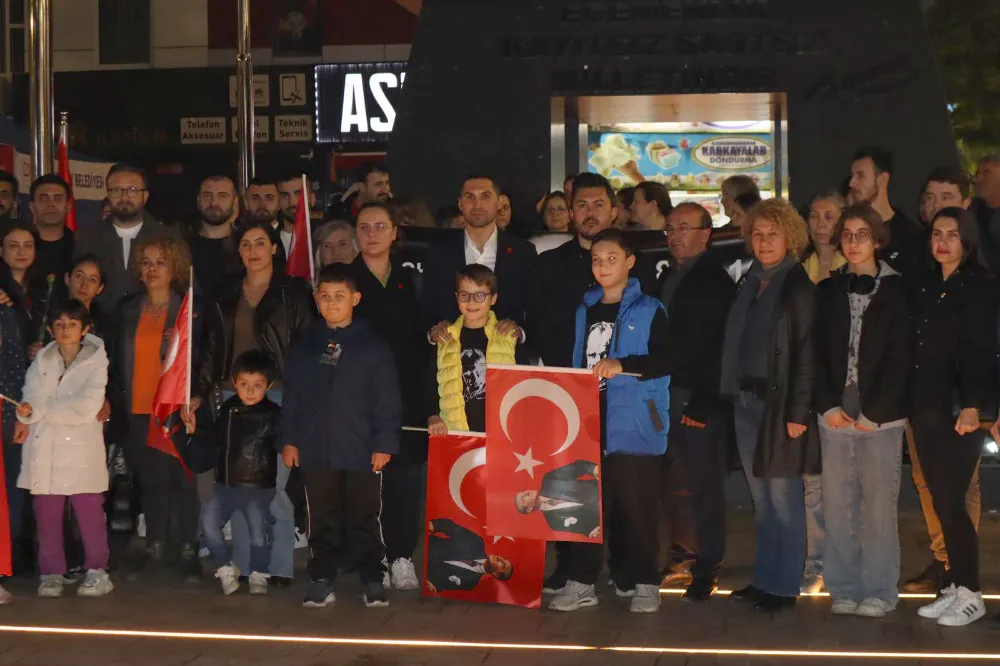 CHP ÇERKEZKÖY’DEN ATA’YA SAYGI NÖBETİ: ATAM, EMANETLERİN EMİN ELLERDE!