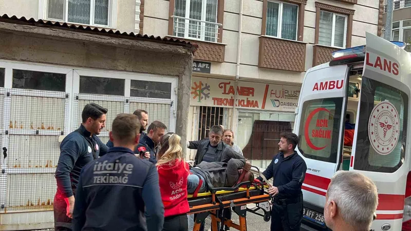 TEKİRDAĞ’DA ALKOLLÜ VATANDAŞ MERDİVEN BOŞLUĞUNA DÜŞTÜ