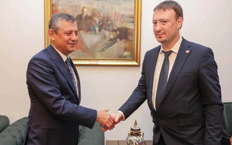 CUMHURİYET HALK PARTİSİ GENEL BAŞKANI ÖZGÜR ÖZEL’E ZİYARET