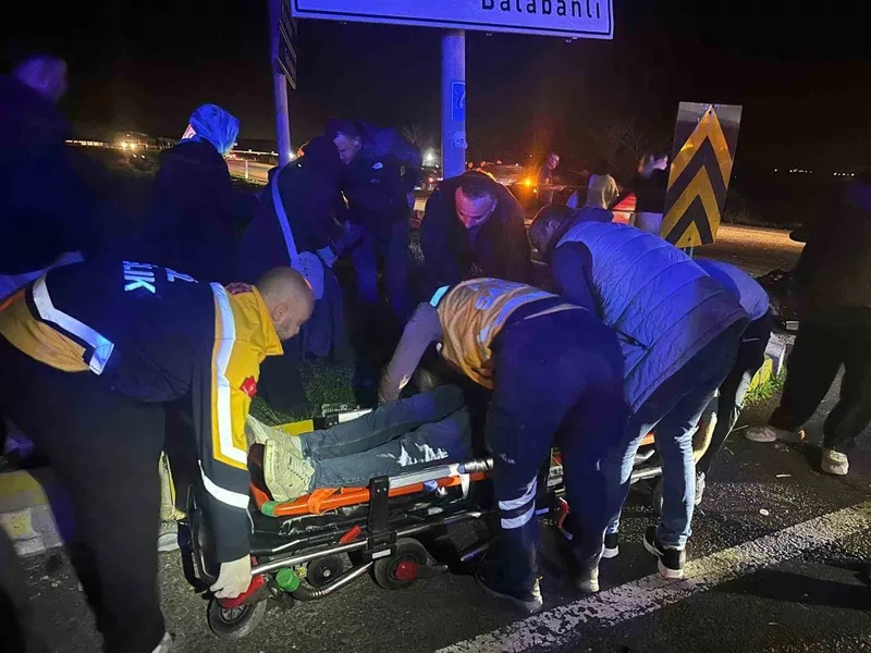 MURATLI ÇEVREYOLUNDA İKİ ARAÇ ÇARPIŞTI: 2 YARALI