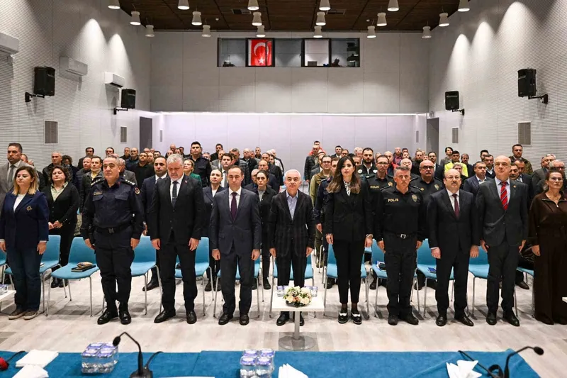 MUHTARLAR VALİYE SIKINTILARINI ANLATTI