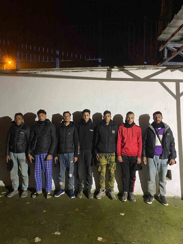 YUNANİSTAN’A GEÇMEYE ÇALIŞAN 7 DÜZENSİZ GÖÇMEN YAKALANDI